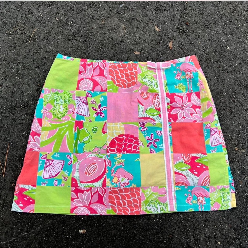 Lilly Pulitzer Vacation Tropical Quilt Parrot Flamingo
Skort Produce Cruise Pink
